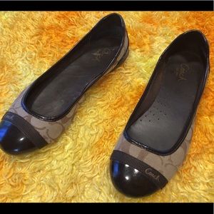 Coach flat